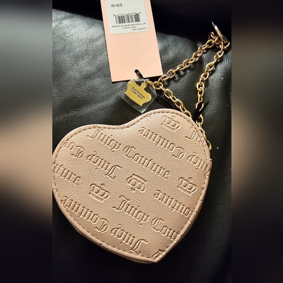 Juicy Couture Not Your Babe Heart Zip Around Wristlet Dusty Blush NWT - Picture 4 of 7